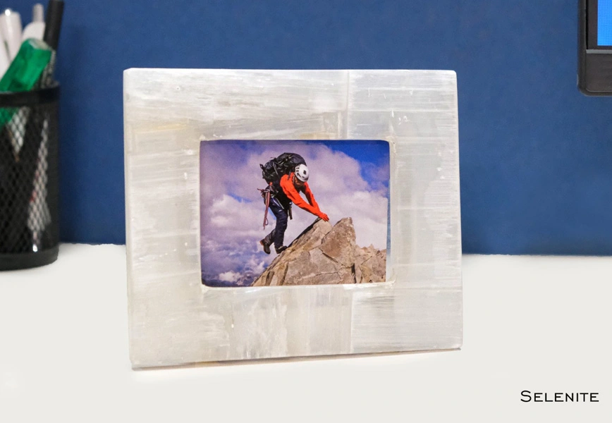 SELENITE-PHOTO-FRAME