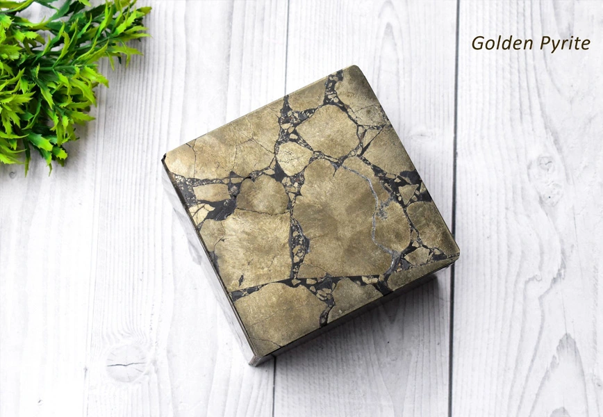 SMALL-PYRITE-BOX