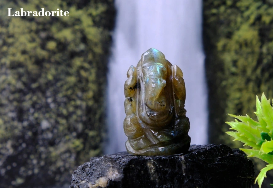 Small-Ganesha-–-Labradorite